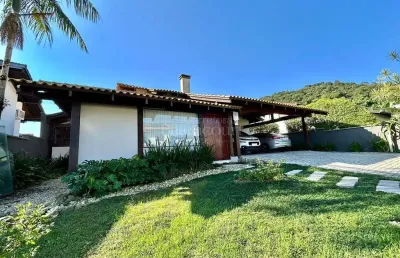 Casa com 3 quartos à venda no Saguaçu, Joinville 