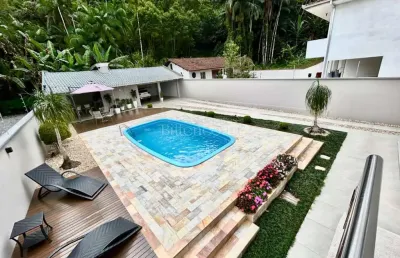 Casa com 3 quartos à venda no São Marcos, Joinville 