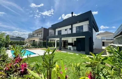 Casa em condomínio fechado com 4 quartos à venda na Vila Nova, Joinville 