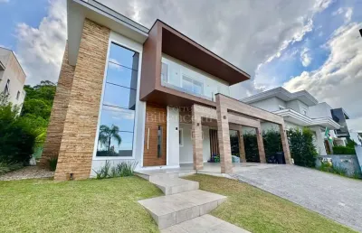 Casa em condomínio fechado com 3 quartos à venda na Estrada Blumenau, Vila Nova, Joinville