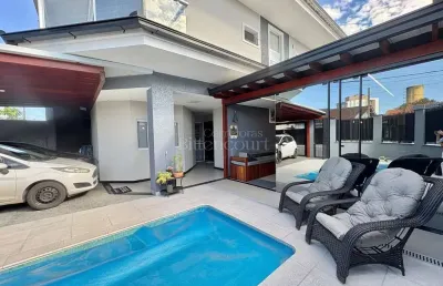 Casa com 3 quartos à venda no Costa e Silva, Joinville 
