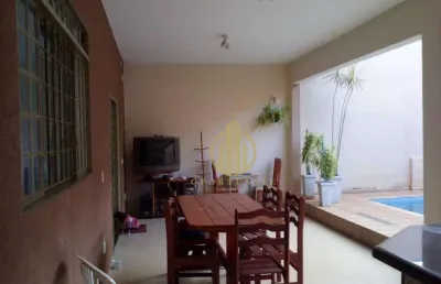 Casa com 3 quartos à venda na Rua Porto Alegre, Sumarezinho, Ribeirão Preto