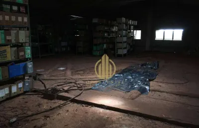 Prédio comercial em ribeirão preto de salas, galpôes, oficinas e pátios de abastecimentos