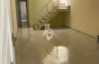 Casa com 3 quartos à venda na Rua Xiririca, 1126, Vila Carrão, São Paulo