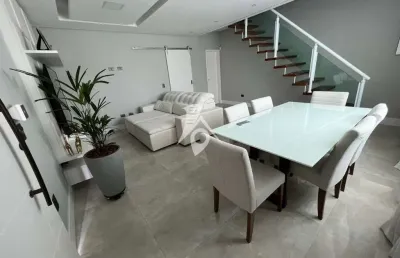 Casa com 3 quartos para alugar na Rua Dois Corregos, 120, Vila Bertioga, São Paulo
