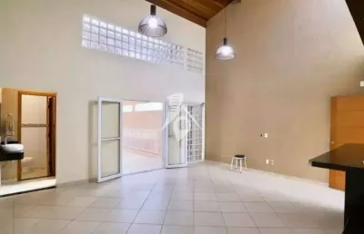 Casa com 3 quartos para alugar na Rua Major Basílio, 103, Vila Bertioga, São Paulo