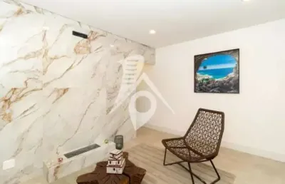 Casa comercial para alugar na Rua Cândido Vale, 321, Tatuapé, São Paulo