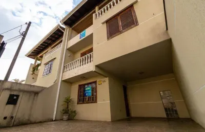 Casa com 3 quartos à venda na rua joaquim mariano ribas, 79, guabirotuba, curitiba por r$ 650.000