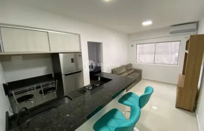 Apartamento na quadra do mar, centro, balneário camboriú - sc
