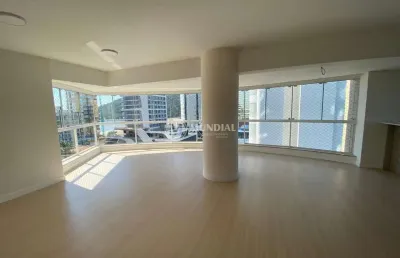 Amplo apartamento com linda vista, centro, balneário camboriú - sc