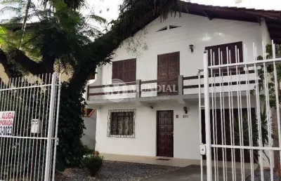 Locação temporada próximo ao carrefuor , centro, balneário camboriú - sc