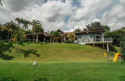 Casa à venda em bragança paulista, condomínio residencial vila rica, com 3 quartos, com 420 m²