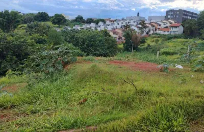Terreno à venda em bragança paulista, loteamento villagio sant'angelo, com 300 m²