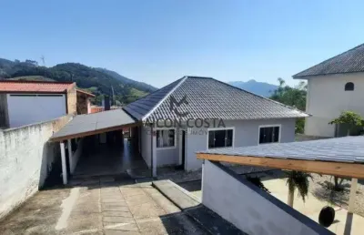 Casa com 3 quartos à venda na Rua Hortência de Souza Vieira, Fundos, Biguaçu