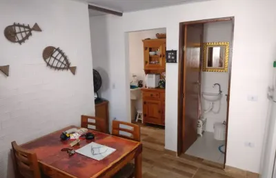 Vila mar, sobrado 6 dormitórios, excelente para renda.