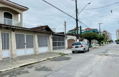 Sobrado para venda tem 220 metros quadrados com 3 quartos em caiçara - praia grande - sp