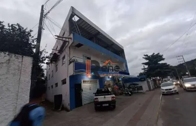 Prédio comercial no bairro são francisco de assis, camboriú-sc