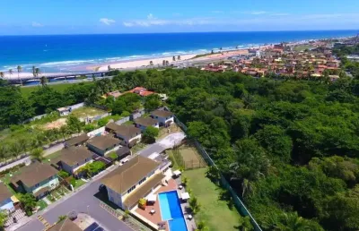 Casa com 4/4 em piatã - 4 vagas de garagem condomínio bala- infra estrutura total de lazer
