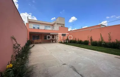 Casa térrea de 04 dormitórios, sendo 03 suítes, à venda na vila oliveira, mogi das cruzes - sp