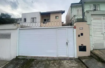 Casa com 4 quartos à venda na rua domingos osvaldo bataglia, 128, mirandópolis, são paulo por r$ 890.000