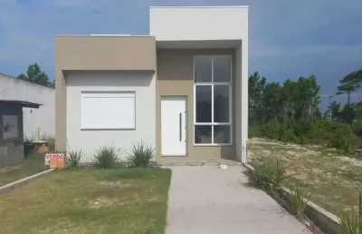 Casa com 2 quartos, demais peças, nunca habitada, no capão village em capão novo
