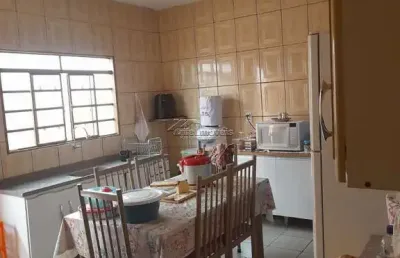 Casa com 3 quartos à venda na avenida princesa isabel, 1406, jardim amanda i, hortolândia por r$ 300.000