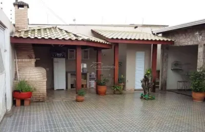 Casa com 3 quartos à venda na joão alves, 101, jardim adelaide, hortolândia por r$ 445.000
