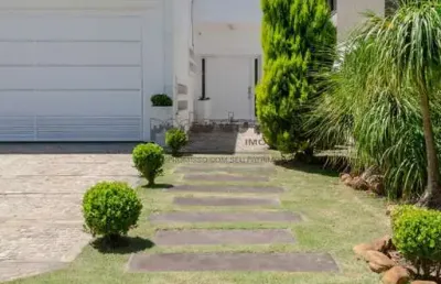 Casa em condomínio fechado com 4 quartos para alugar na Avenida Juca Batista, 8000, Belém Novo, Porto Alegre