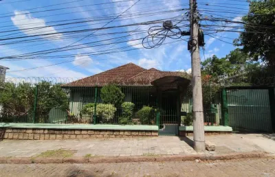Casa com 3 quartos à venda na Rua Delfino Riet, 116, Santo Antônio, Porto Alegre