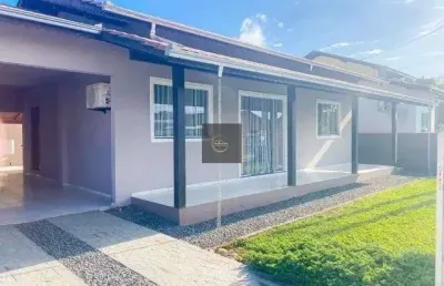 Casa com 3 quartos à venda na Vila Nova, Joinville 