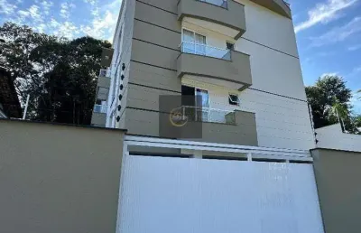 Apartamento com 2 dormitóris sendo 1 suíte no costa e silva