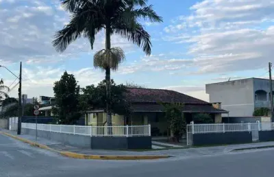 Casa com 3 quartos à venda na Avenida 800 Das Margaridas, 1032, Itapema do Norte, Itapoá