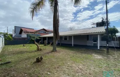 Casa para alugar em itapoá-sc com 185m² por r$2.750,00