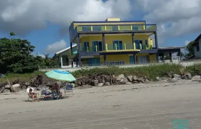 Locação diária pé na areia em itapoá-sc com 300m² por r$2.000