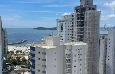 Apartamento com linda vista do mar, finamente mobiliado e equipado