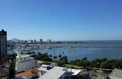 Apartamento frente beira rio com vista do mar, 3 suítes, 2 vagas.