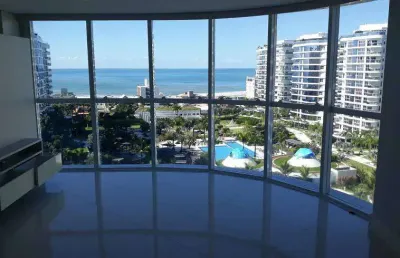 Brava home, condomínio mais completo da praia brava com 4 quartos e 3 vagas.