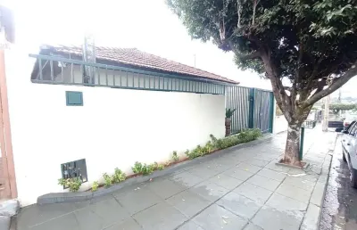 Casa com 3 quartos à venda na Avenida Prudêncio Ortiz, X, Jaboticabal