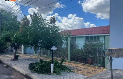 Casa com 4 quartos à venda na Rua Rio Guandu, Conjunto Residencial Branca Vieira, Maringá