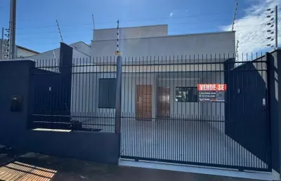 Casa com 3 quartos à venda na Rua Rio Barreiro, Parque Residencial Tuiuti, Maringá