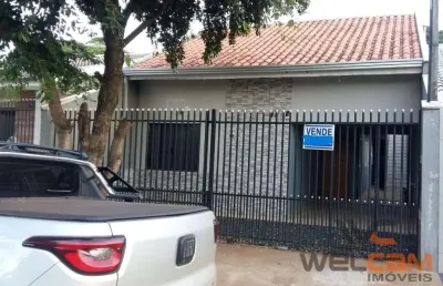 Casa à venda na Rua Pioneiro Raimundo Bueno de Magalhães, Jardim São Francisco, Maringá