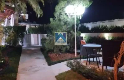 Ótimo sobrado em condomínio, conseito flat 5 suítes, com piscina para venda no bairro morada da praia, localizado na cid