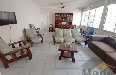 Amplo apartamento para locação em excelente localização na praia das pitangueiras - centro - guarujá - ref.: 6156
