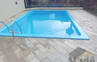 Ótimo apartamento com lazer para alugar entre a praia das astúrias e praia do tombo - ref.: 5633
