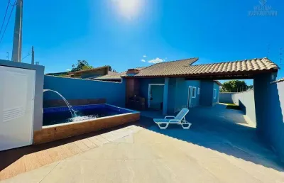 Casa isolada lado praia com piscina à venda em itanhaém !