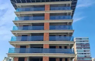 Apartamento à venda em guilhermina, praia grande - sp