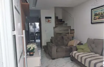 Lindo sobrado em consomínio, com 2 dorms na ocian em praia grande