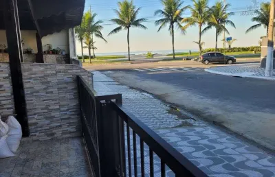 Casa geminada 2 quartos, 1 suite,  20 metros do mar – vila caiçara r$430.000,00