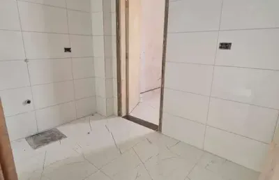 Vendo kitnet térrea – bairro do forte, praia grande, localização privilegiada: