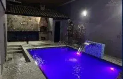 Casa térrea em condomínio, bairro maracanã – a 300 metros da praia